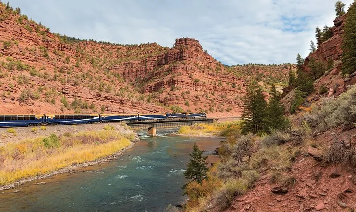 Rockies to the Red Rocks Train - Denver to Moab - SilverLeaf Plus