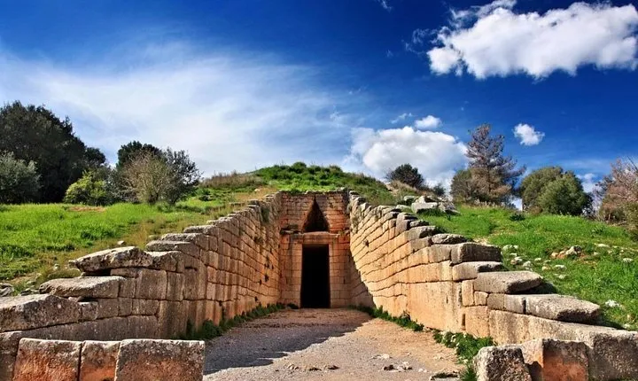 Mycenae and Corinth Canal half day private tour from Athens