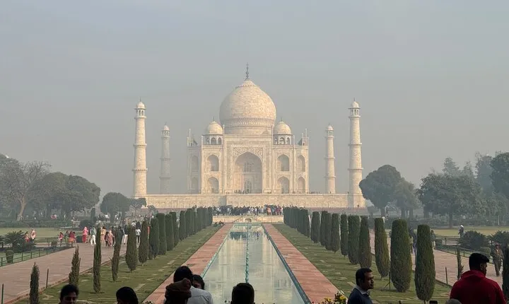 Agra Private Day Tour with Guide and Transportation