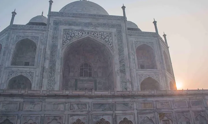 From Delhi: Private Taj Mahal Sunrise & Sunset 2-Day Tour