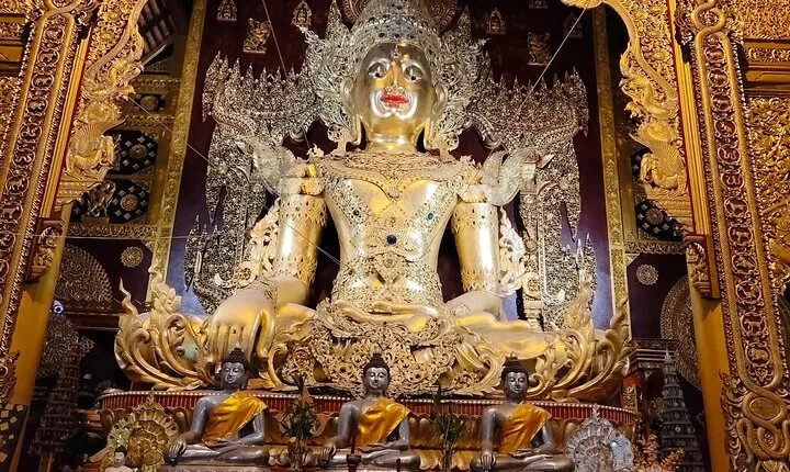 Chiang Mai Temples Visit Walking Tour with Ex-Monk Guide Part 2