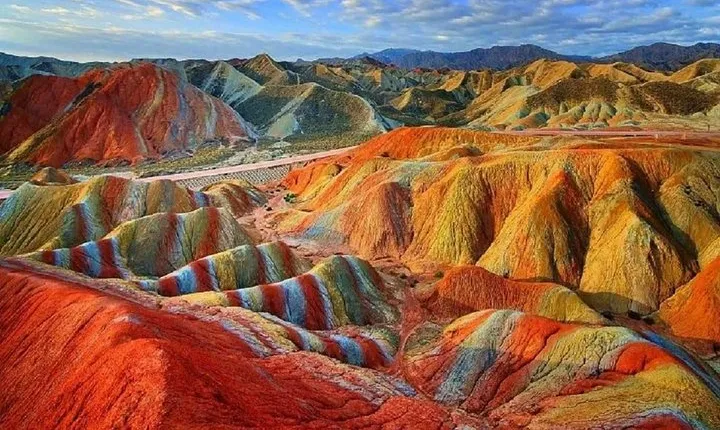 Rainbow Mountain and Red Valley