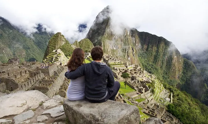 MachuPicchu Private Full Day Tour by Vistadome train from Cusco