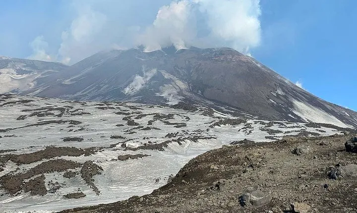 Tour to the Summit Craters of Etna 2920 meters with cable car and Jeep