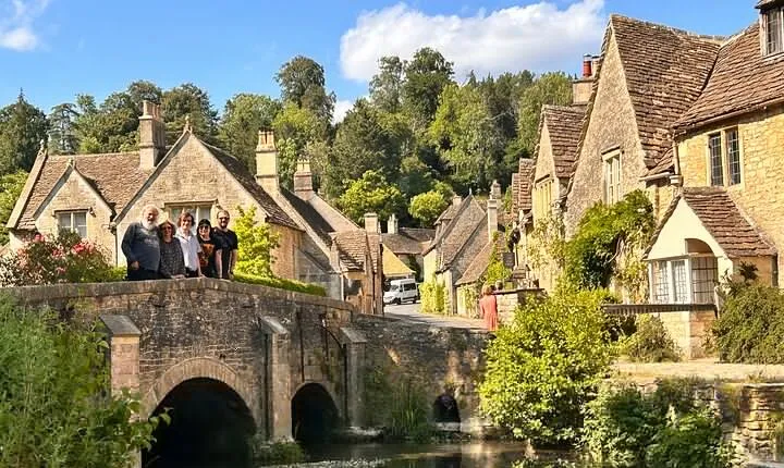 Private Tour to Stonehenge, Bath and The Cotswolds