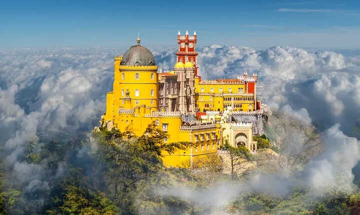 Tour to Sintra: Pena Palace, Monserrate, and Historic Center
