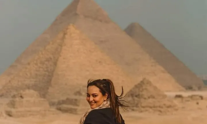 Day Tour to Giza Pyramids And Sphinx with food included