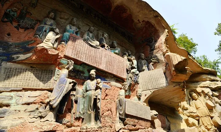 1-Day Private tour:Dazu Rock Carvings and Ciqikou Ancient Village from Chongqing