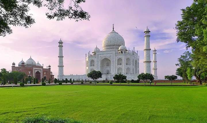 Private One Way Transfer From Pushkar To Agra In AC Vehicle
