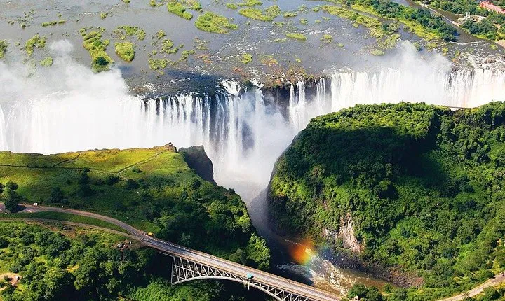 15 Days Namibia, Botswana and Zimbabwe | Guided Lodge