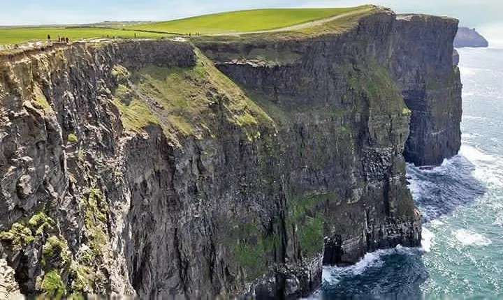 Independent Cliffs of Moher Half Day Trip from Galway