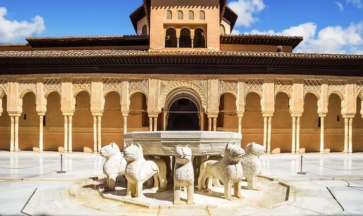 Alhambra of Granada (Skip-the-line) Guided Tour