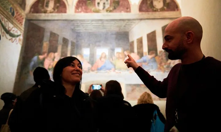 Milan: Private Duomo Rooftop Terraces and Last Supper Tour