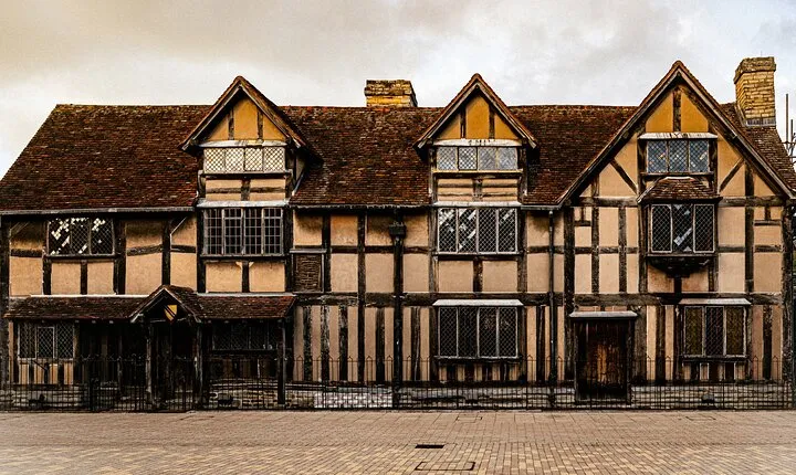 Oxford and Stratford upon Avon 11 Hour Day Trip from London