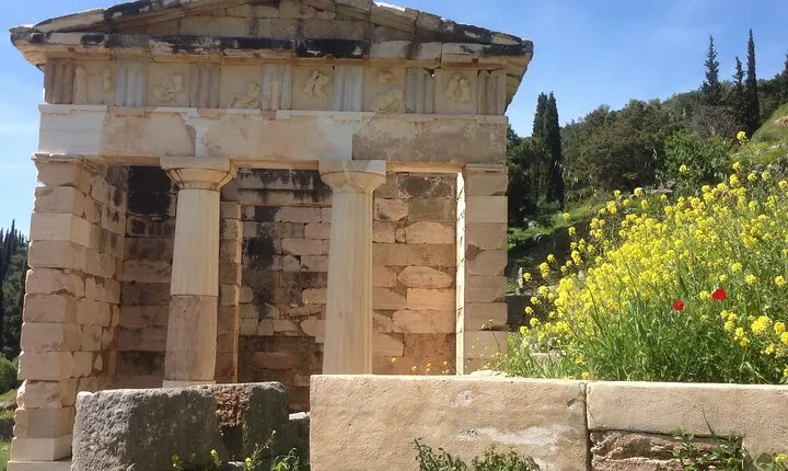 Delphi Private Tour from Athens