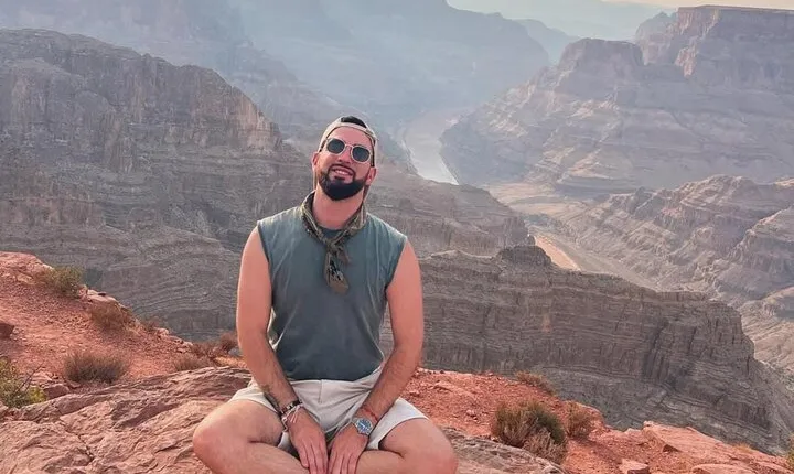 Las Vegas: Grand Canyon West Rim Bus Tour with Skywalk