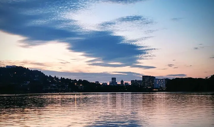 2-Hour Sunset River Cruise on the Stunning Willamette River