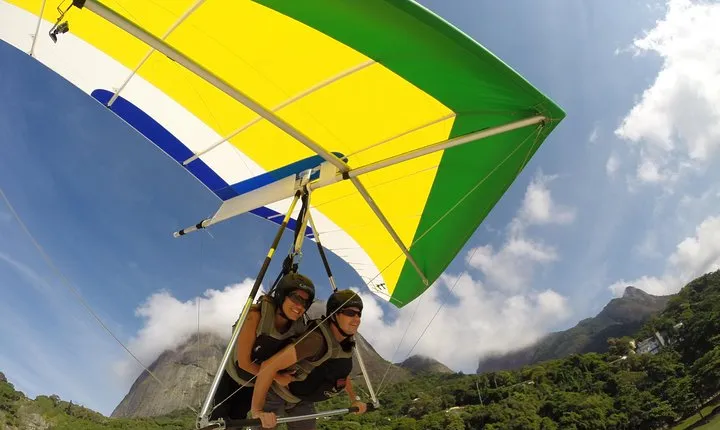 Hang gliding in Rio de Janeiro