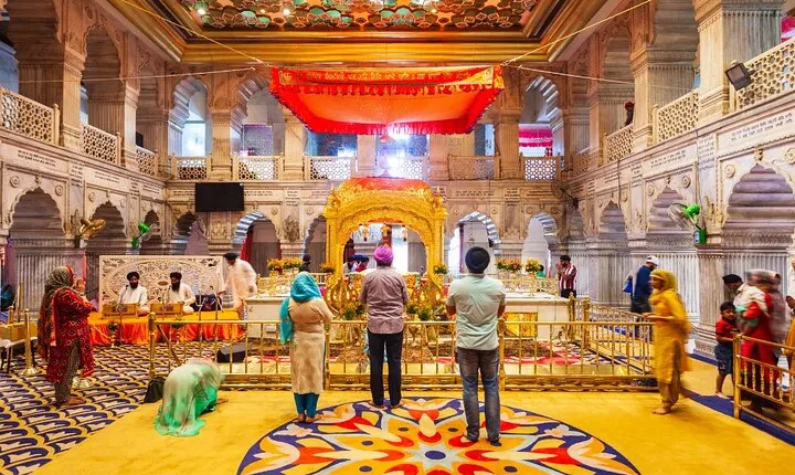 Delhi: Old and New Delhi City Private Guided Day Trip