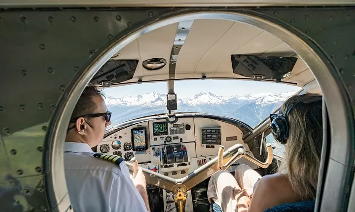 Whistler Spectacular Glacier Tour – Flightseeing by Seaplane