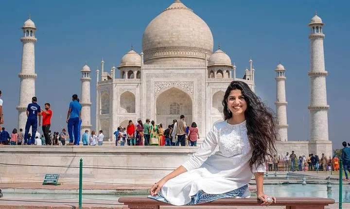 Same Day Trip Taj Mahal By Car from Delhi