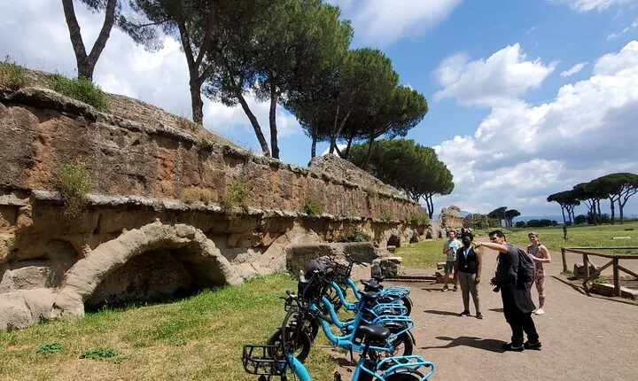 eBiking along the Appian Way