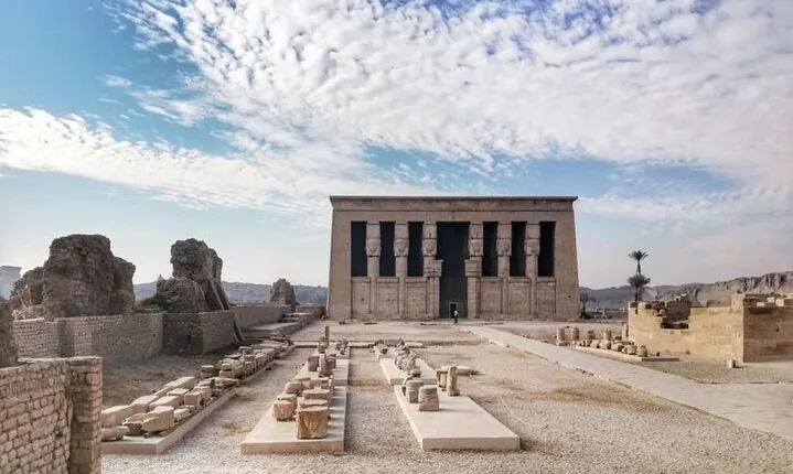 Half Day Private Tour to Dendera Temple from Luxor
