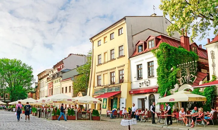 Tour via Kazimierz Quarter by Golf Cart with Schindler's Museum in Krakow
