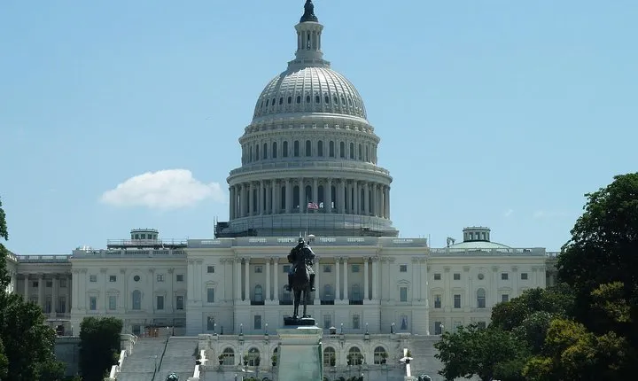 Presidential DC Bus and Walking Tour with Capitol Hill