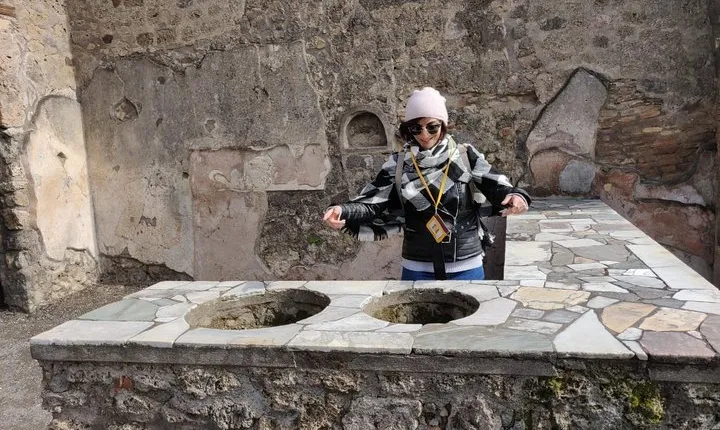 Pompeii ruins and Archaeological Museum private tour from Rome w/ a Local Guide