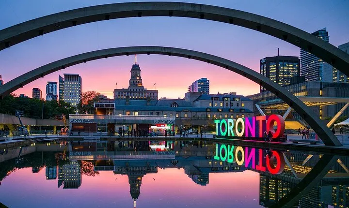 Discover Toronto's Underground City: PATH walking tour