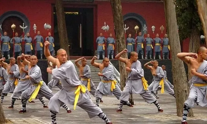 By bullet train from Xi'an to Shaolin temple and Longmen grottoes