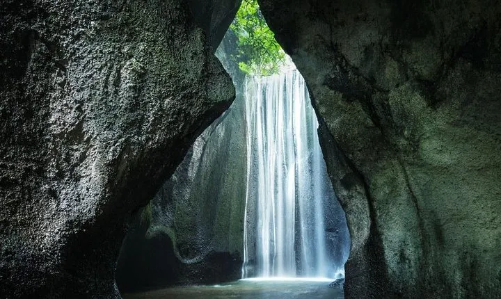Best Bali Waterfall : Kantolampo - Tibumana - Tukad Cepung - Free WiFi