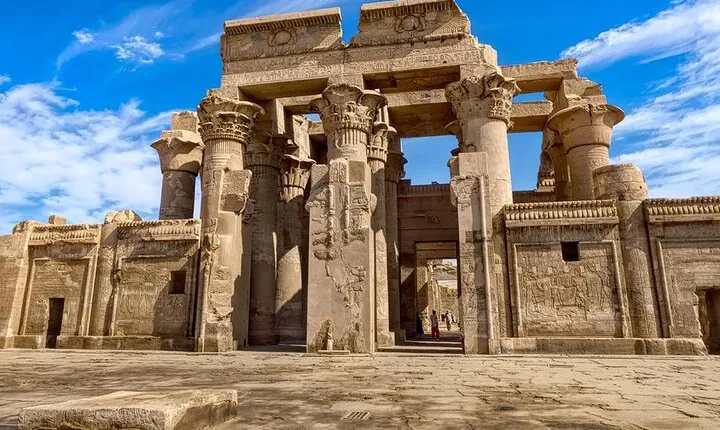 Amazing Sailing Nile Cruise From Aswan For 2 Nights 3 Days