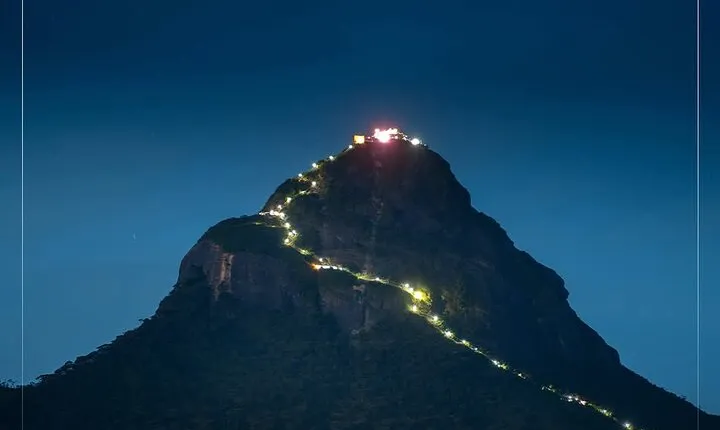 Adam’s Peak Night Hike Experience [One Day & ALL INCLUSIVE]
