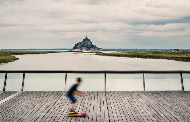 Private Mont Saint-Michel Family Walking Tour