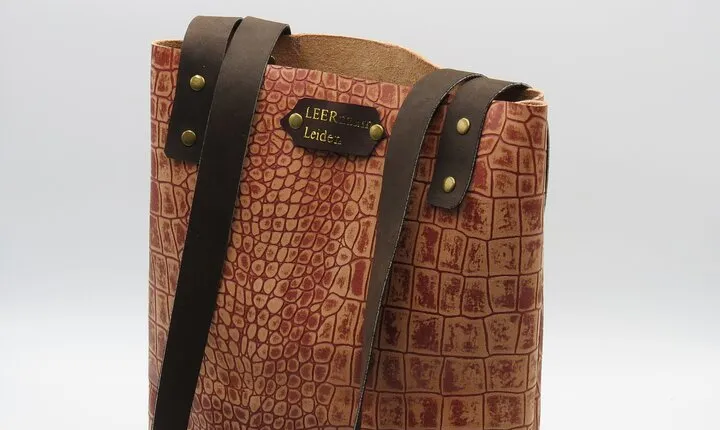 Genuine Leather Tote Bag Workshop in Leiden