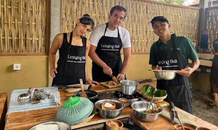 Authentic Balinese Cooking Class in Ubud