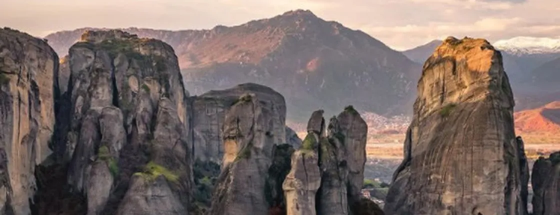 Panoramic Meteora and Monasteries Tour from Kalabaka