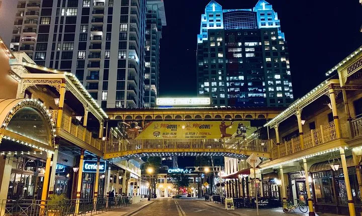 2 HR Interactive Walking Ghost Tour in Downtown Orlando