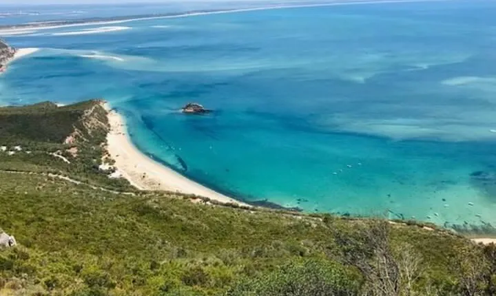 Private tour Arrábida, Sesimbra from Lisbon