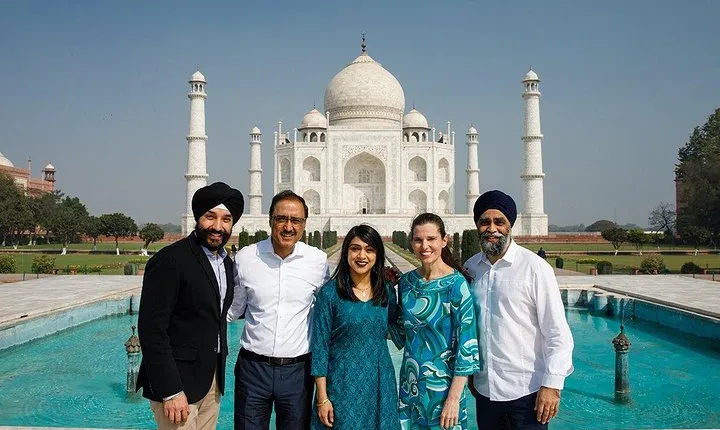 Private Full - Day Taj Mahal Tour From Dehli