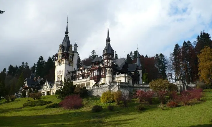 Castles Day Tour Peles - Bran - Rasnov from Brasov