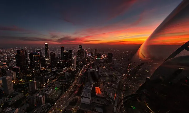Downtown LA Lights: Your Private Sunset and Night Helicopter Tour