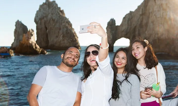 Cabo San Lucas Pirate Adventure - Family Sunset Cruise