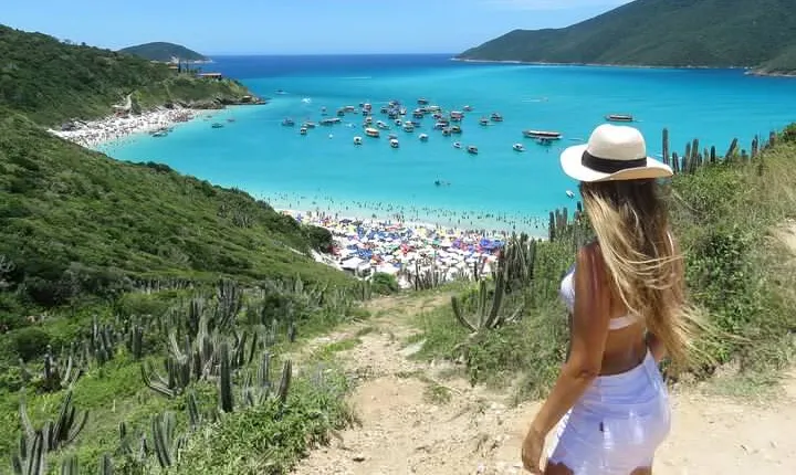 Meet the Brazilian Caribbean: Catamaran Tour to Arraial do Cabo!