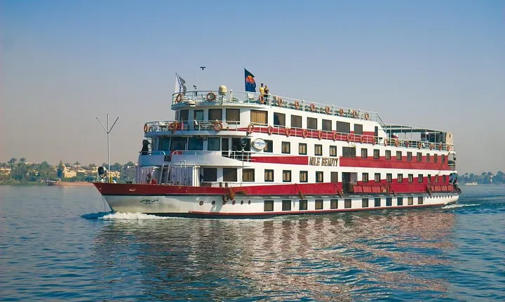5-Day 4-Night Nile Cruise from Luxor to Aswan include Balloon