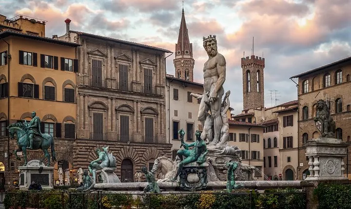 Florence Walking Tour: Classic, Oltrarno or Incognito Route