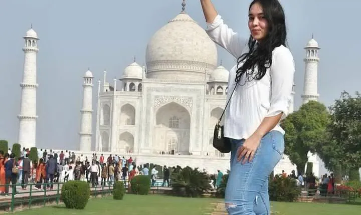 Private Taj Mahal and Agra full day Tour from Delhi
