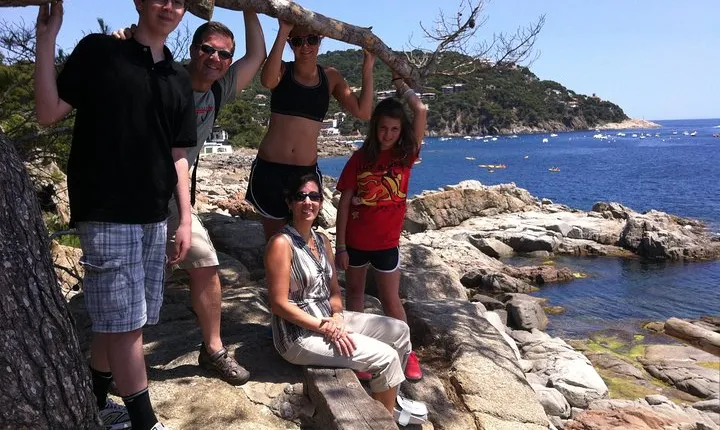 Costa Brava Coast Hike and Snorkel from Barcelona with Lunch